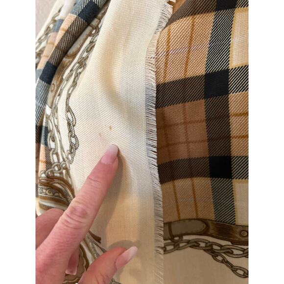 Women's large blanket scarf raw hem beige/tan/brown chain detail scrolling - Picture 8 of 8